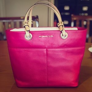 Michael Kors TZ Pocket purse in Magenta